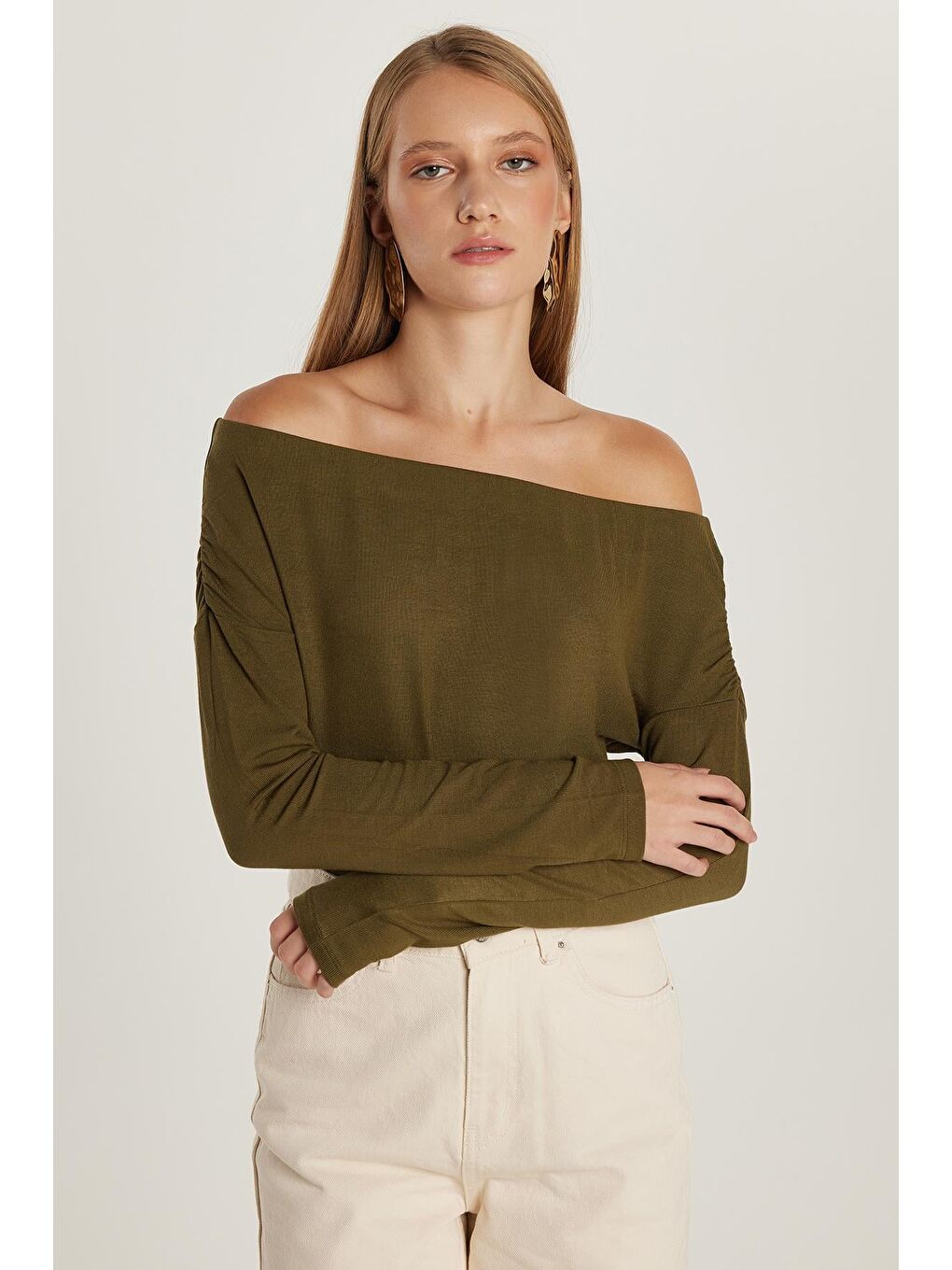 Kadın Slim Fit Dar Kesim Kayık Yaka Viskon Yeşil Bluz