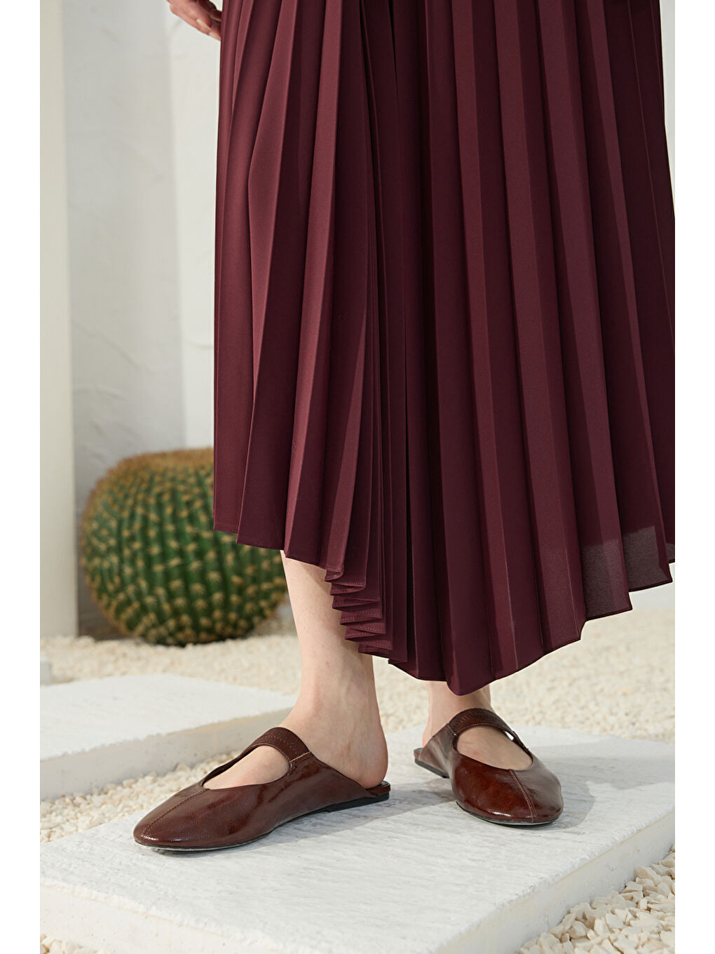 Bordo Asimetrik Piliseli Etek-5