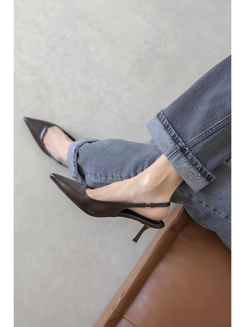 Kahverengi Raye Kadın Topuklu Kırışık Deri Ayakkabı Kahve-1