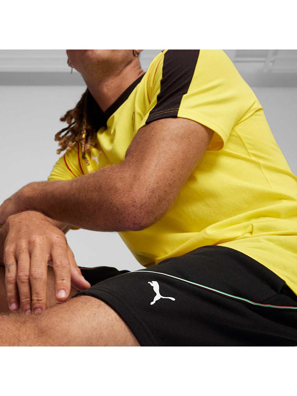 Siyah Scuderia Ferrari Erkek Motorsport Yarış Şortu-2