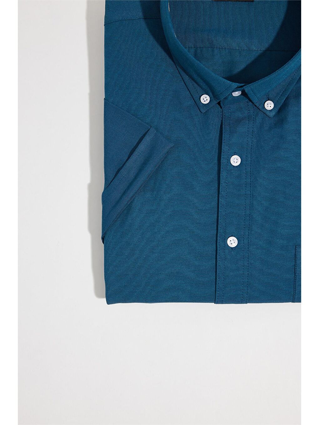 Erkek Büyük Beden Kısa Kol  Yaka Düğmeli Pamuklu Cepli Düz Petrol Gömlek-3