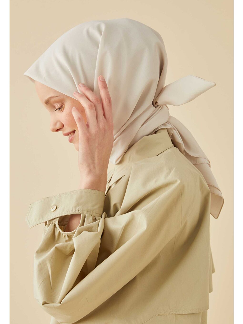 Bej Pamuk İpek Eşarp Taş-3