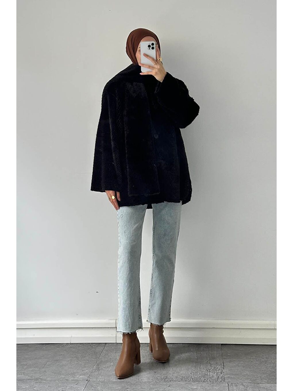 Pelüş Atkılı Mont Siyah-3