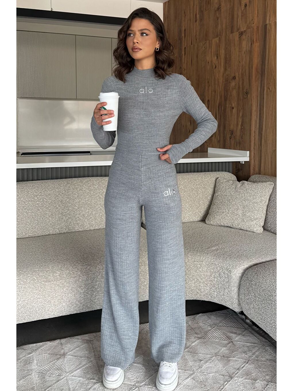 Gri Kadın Kendinden Çizgi Desenli Triko Bluz Pantolon İkili Takım (s-m-l Beden Uyumludur.)