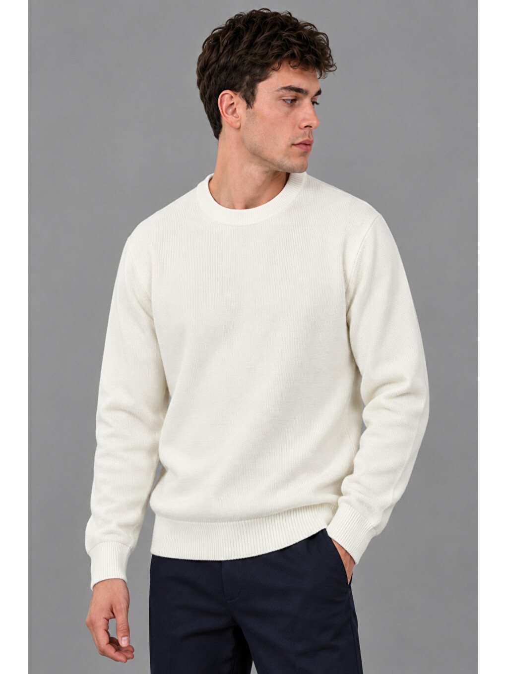 Beyaz Kare Desen Desen Sıfır Yaka Kışlık Kazak Dp 1069_10059-1