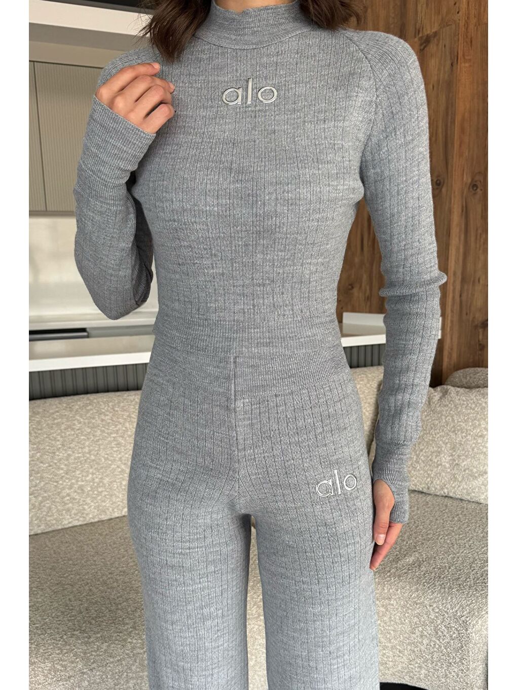 Gri Kadın Kendinden Çizgi Desenli Triko Bluz Pantolon İkili Takım (s-m-l Beden Uyumludur.)-1