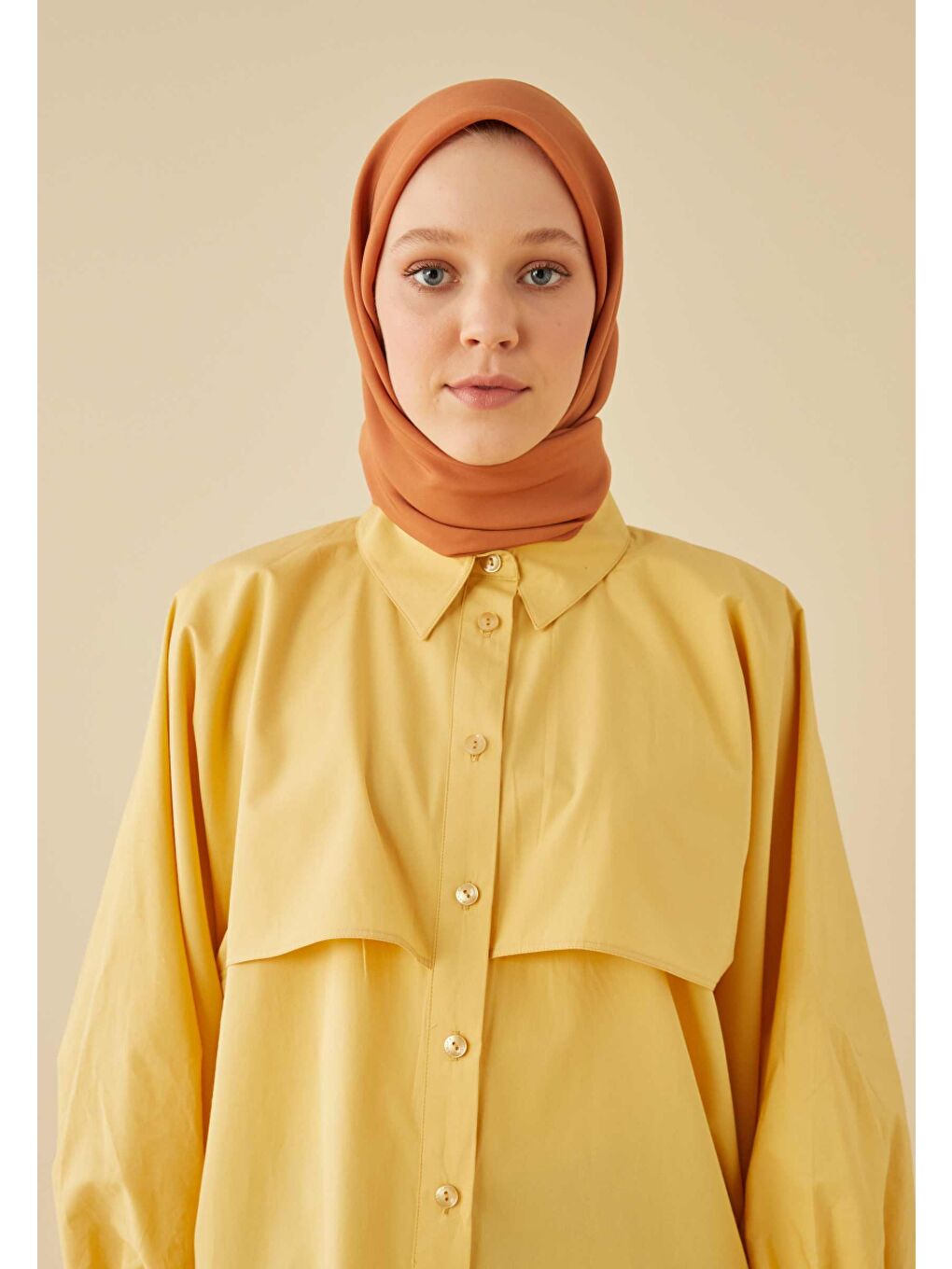 Bej Pamuk İpek Eşarp Badem-2