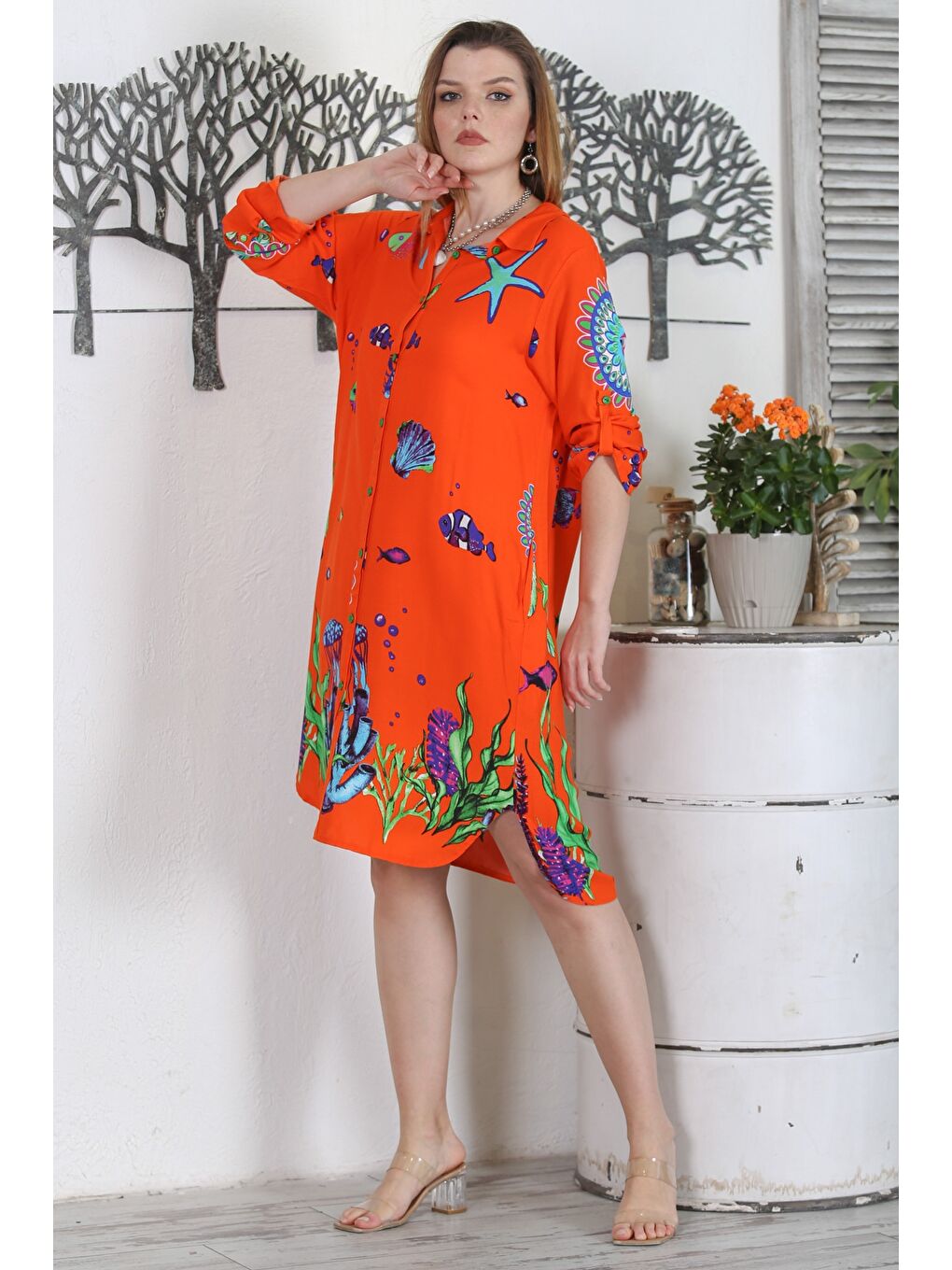 Turuncu Gömlek Yaka Düğmeli Uzun Kollu Düğmeli Gizli Cepli Empirme Baskılı Casual Dokuma Elbise-4