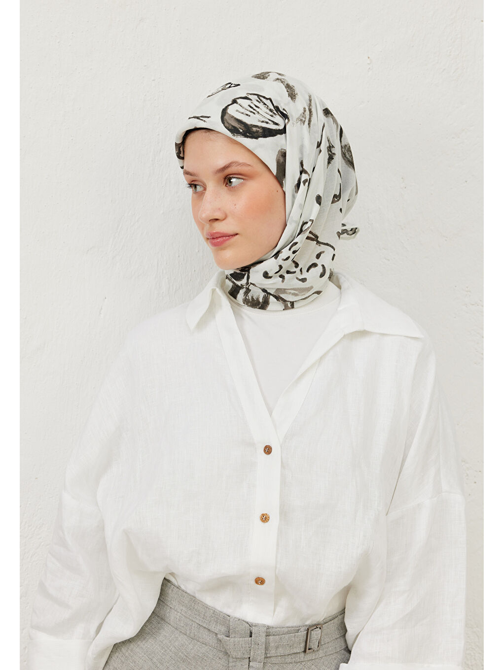 Bej Amore Desen Pamuk Vual Eşarp Kül-4