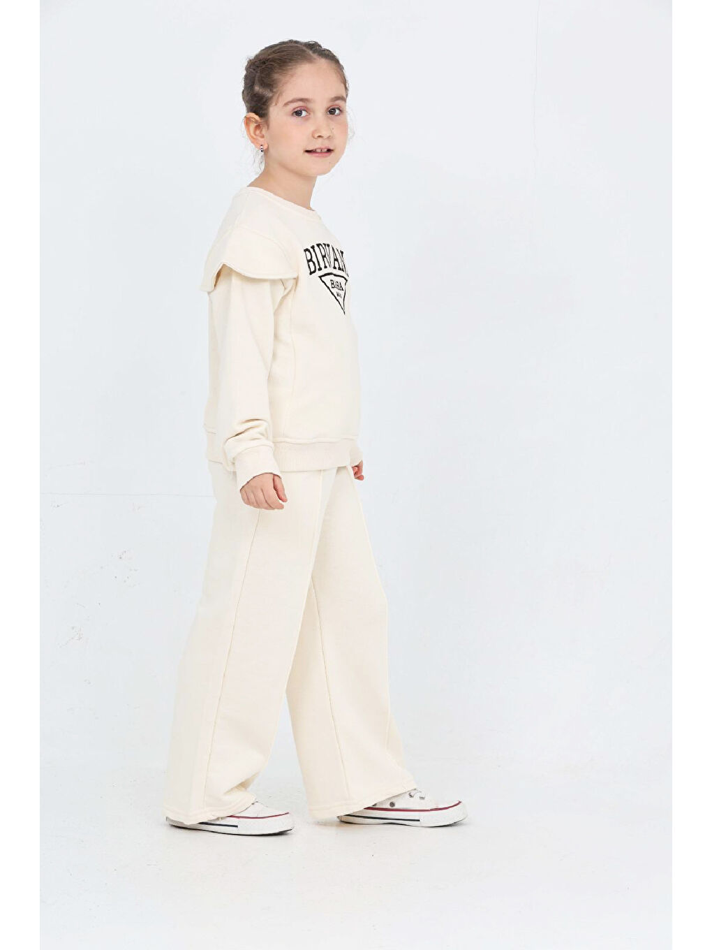 Beyaz Kız Çocuk Omuz Vatka Detaylı 3 İplik Eşofman Takımı 4-8 Yaş 12560-1