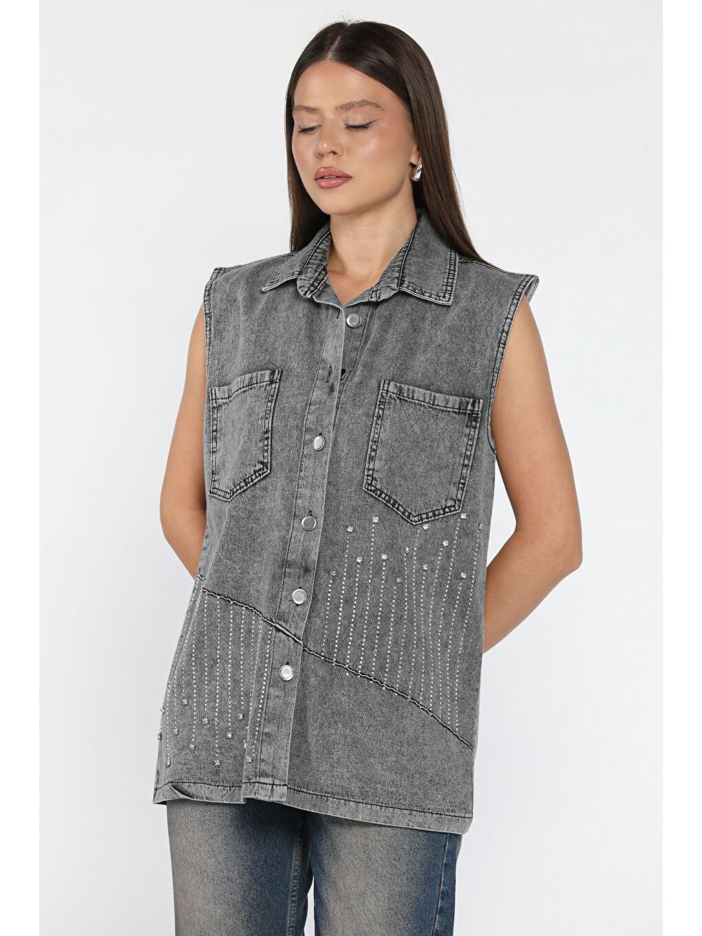 Antrasit Kadın Çift Cepli Taş İşlemeli Jean Yelek