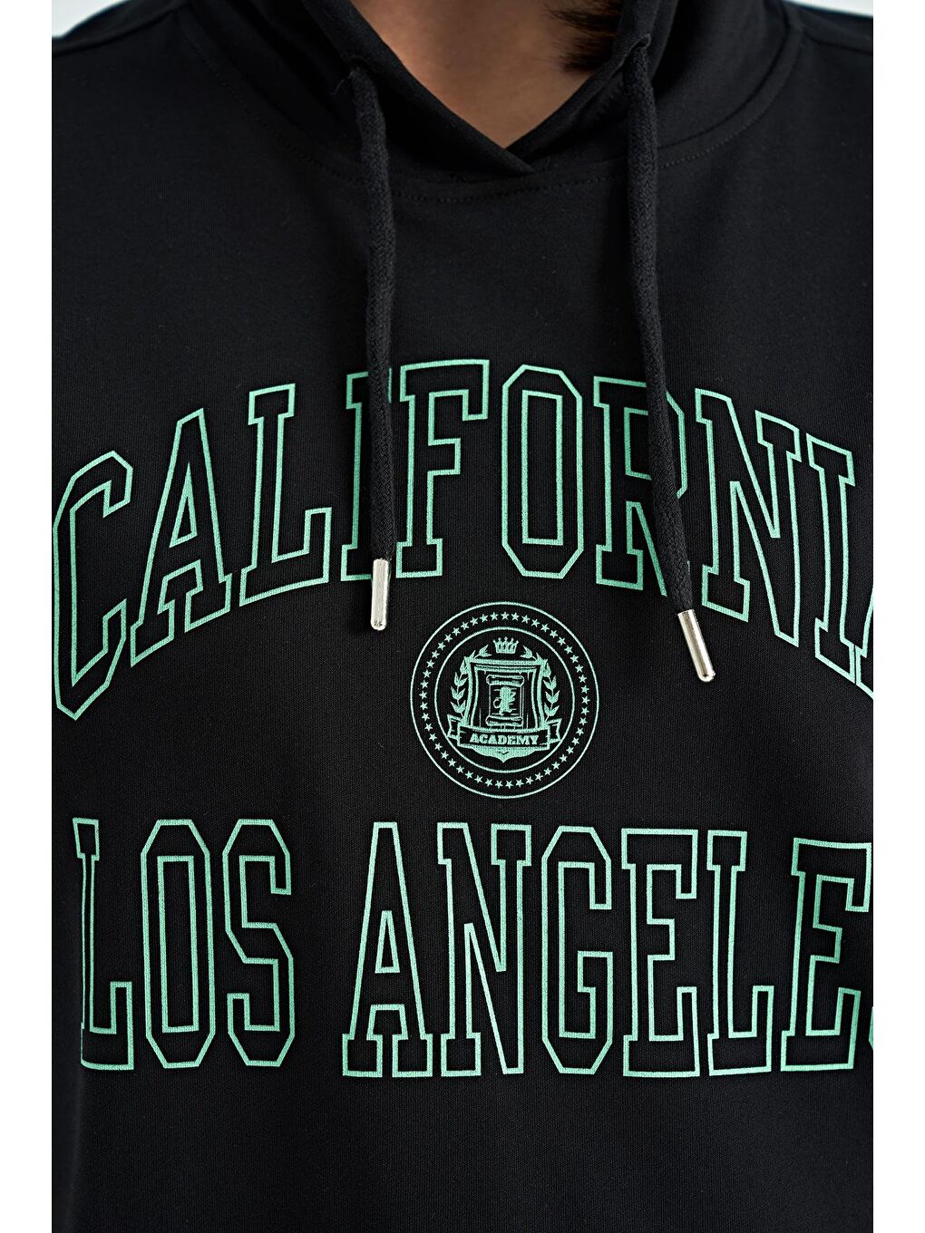 Siyah Kapüşonlu Kısa Kollu Rahat Kalıp Etek Yırtmaçlı Kadın Sweatshirt - 02114-1