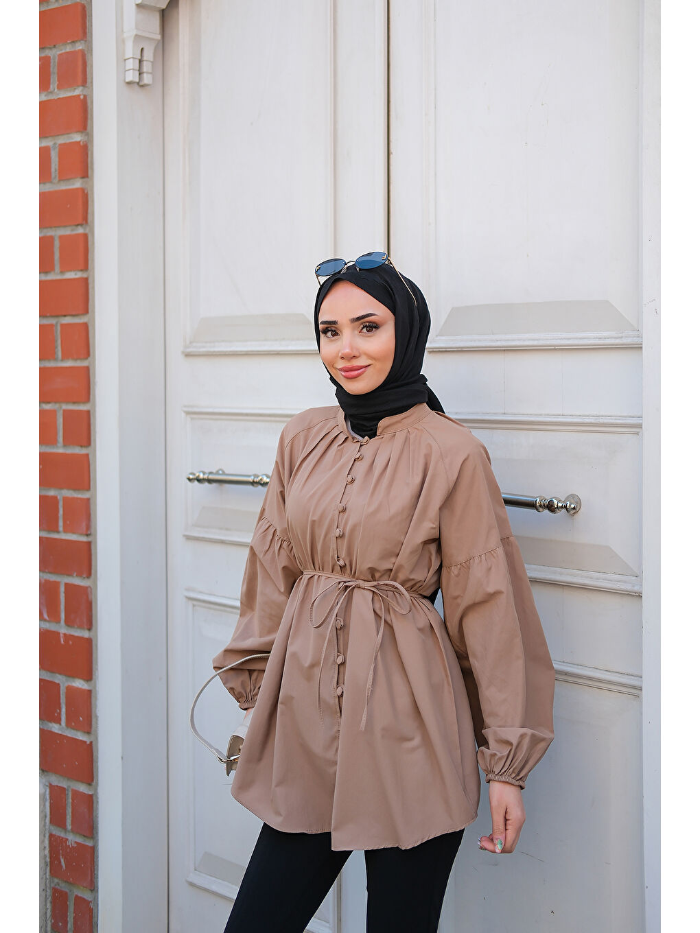 Bej Kadın Balon Kol Bel Bağlamalı Gömlek Vizon-3