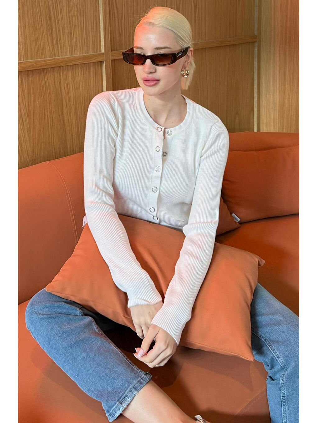 Beyaz Çıt Kapamalı Triko Kadın Hırka Mg2579-2