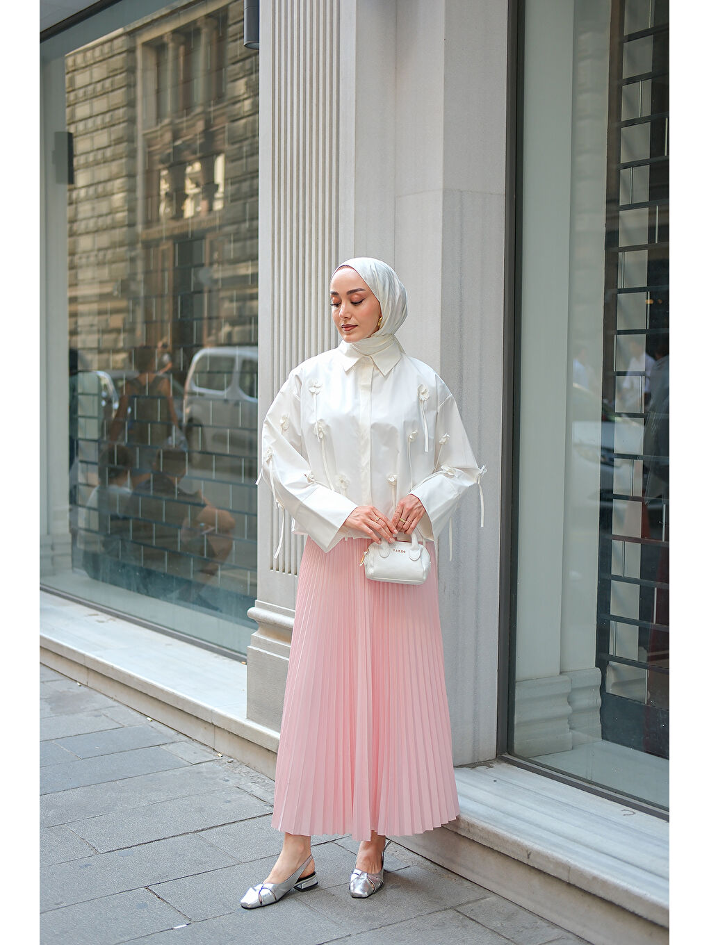 Kadın Çiçek Desenli Gömlek Beyaz-1