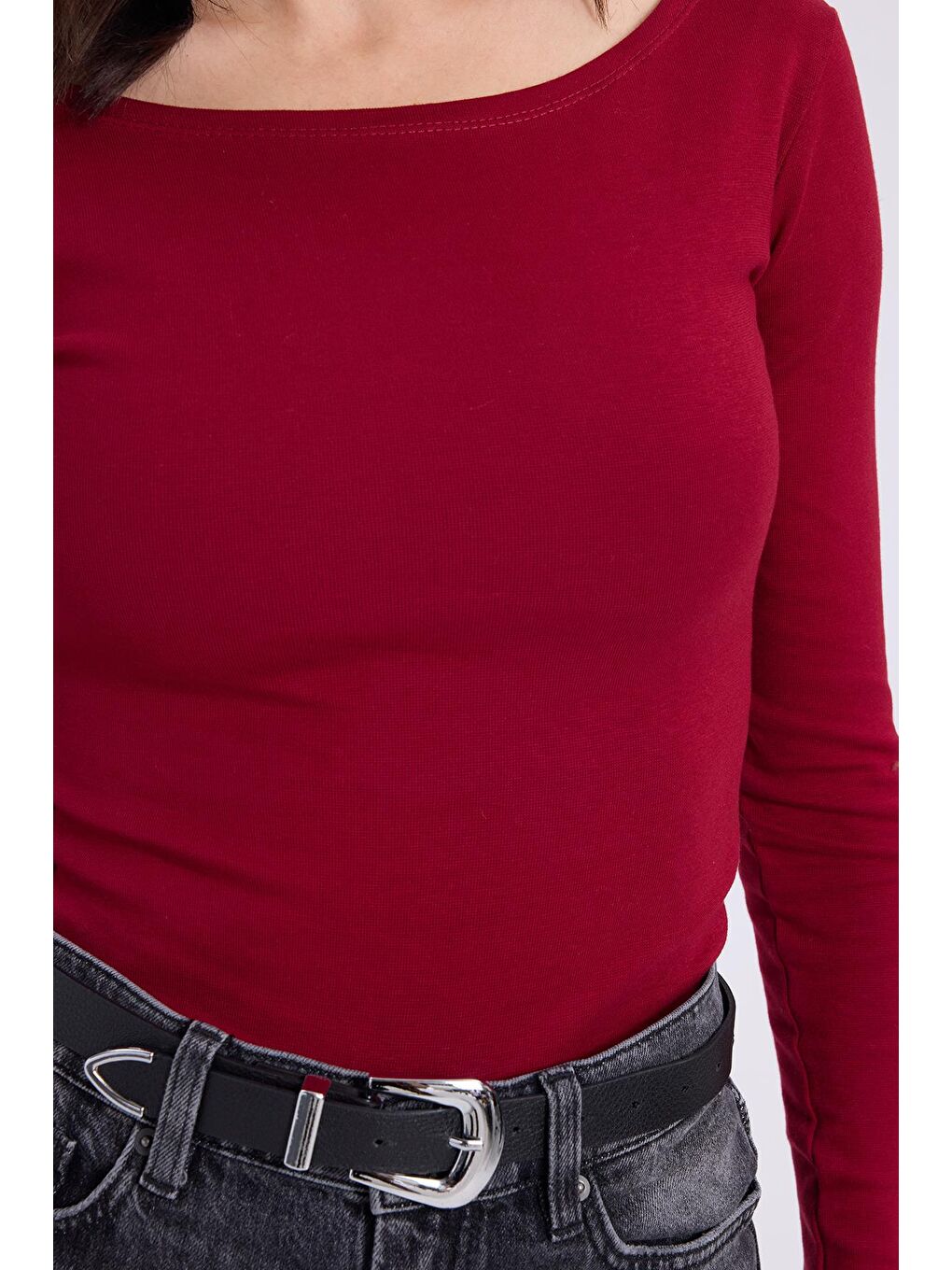 Kadın Slim Fit Dar Kesim Pamuklu Modal Kumaş Uzun Kollu Kayık Yaka Koyu Bordo Bluz-2