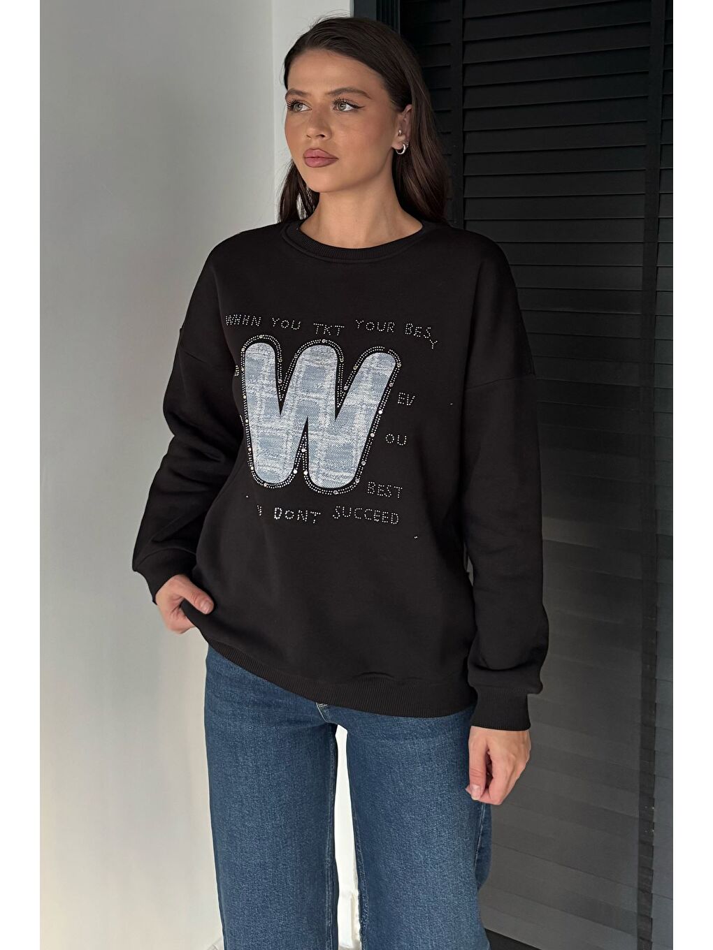 Siyah Kadın Bisiklet Yaka Taş İşlemeli Şardonlu Sweatshirt