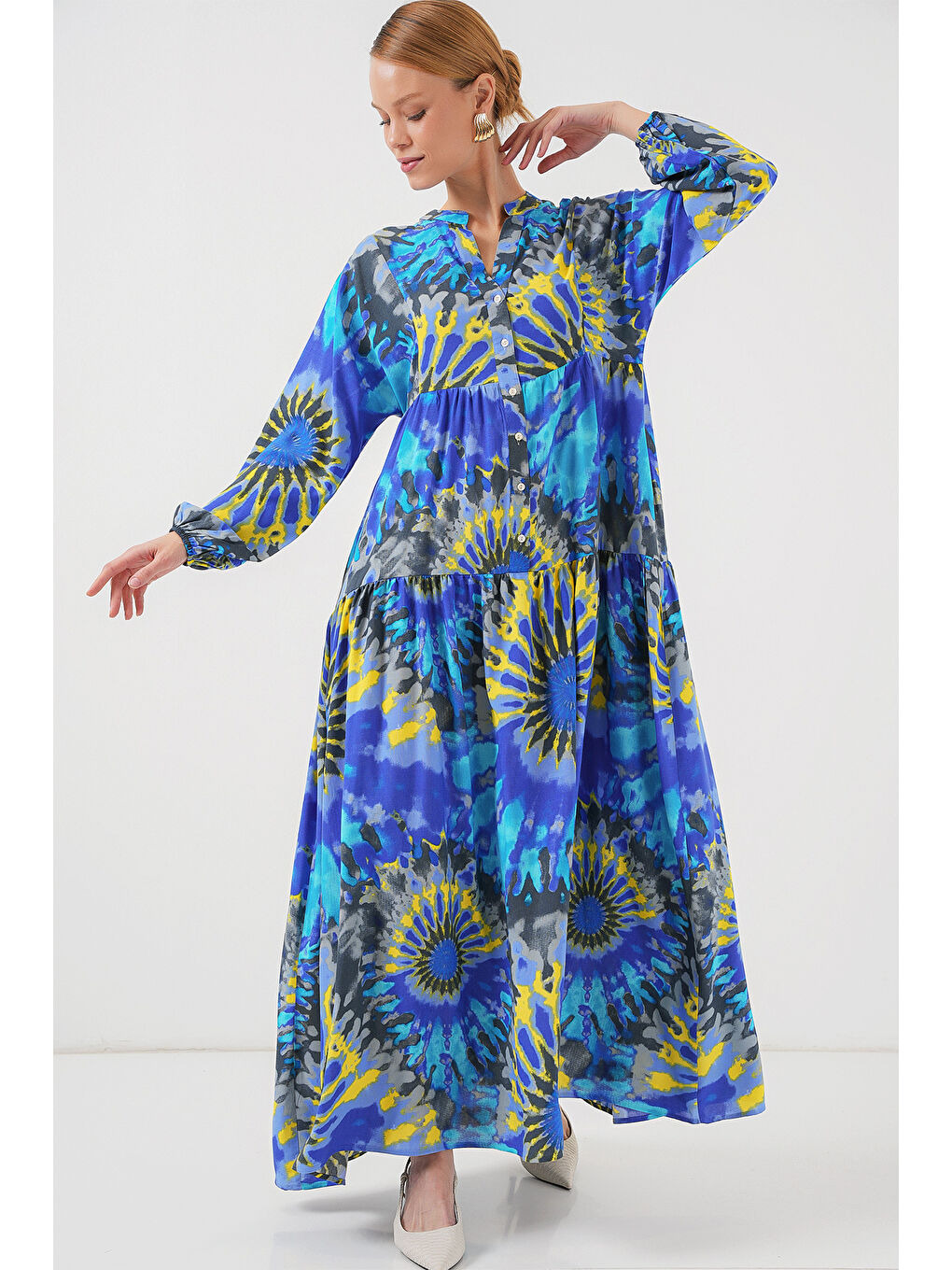 Mavi 2423 Otantik Desenli Tesettür Elbise - N. Saks-1