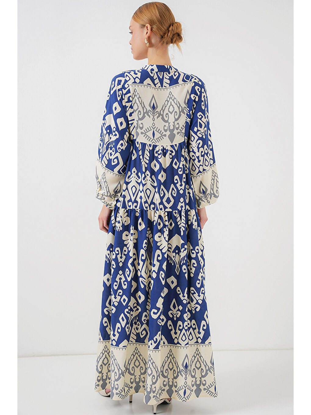 Mavi 2423 Otantik Desenli Tesettür Elbise - İndigo 1-4