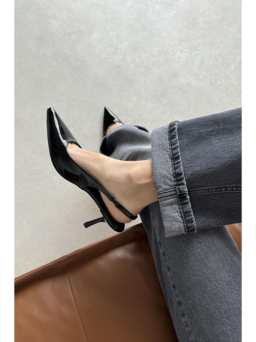 Raye Kadın Topuklu Rugan Ayakkabı Siyah-1