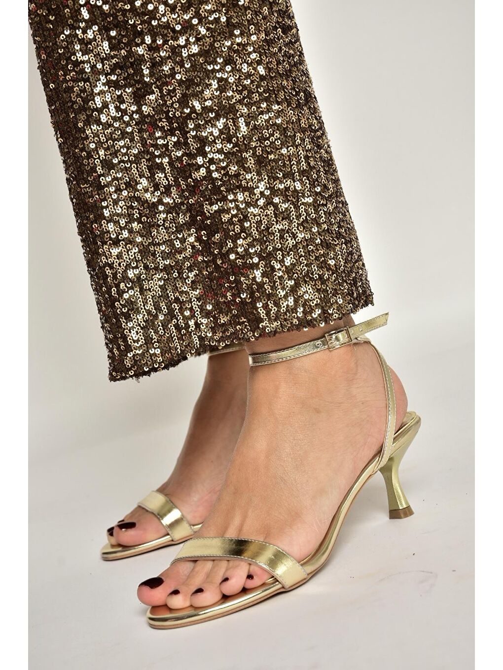 Sarı Altın Kadın Topuklu Ayakkabı Y820071109-2