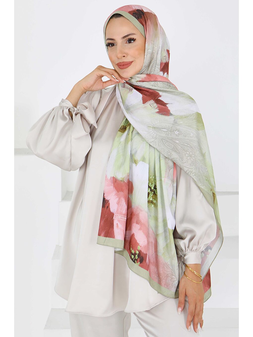 Kıraş Büyük Çiçek Desenli Şal Yağ Yeşili - 27621-2