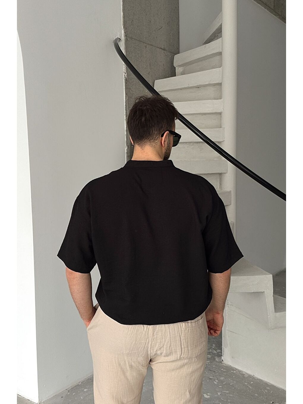 Siyah Soro Erkek Oversize Keten Görünümlü Kısa Kol Hakim Yaka Yarım Pat Gömlek-8