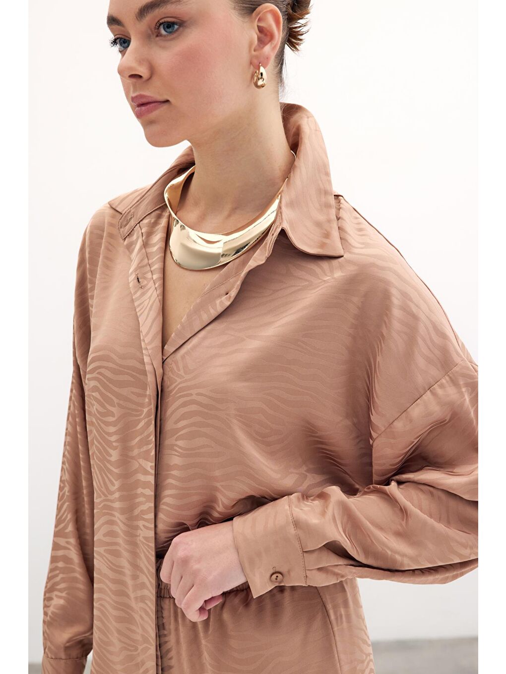 Kahverengi Zebra Desenli Salaş Gömlek - Camel-3