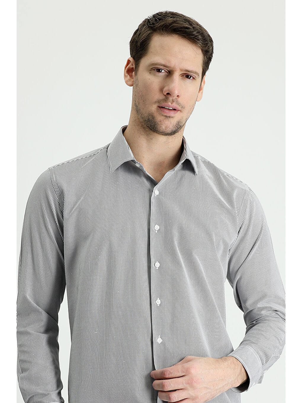Siyah Uzun Kol Slim Fit Dar Kesim Çizgili Pamuklu Kolay Ütülenebilir Gömlek-1
