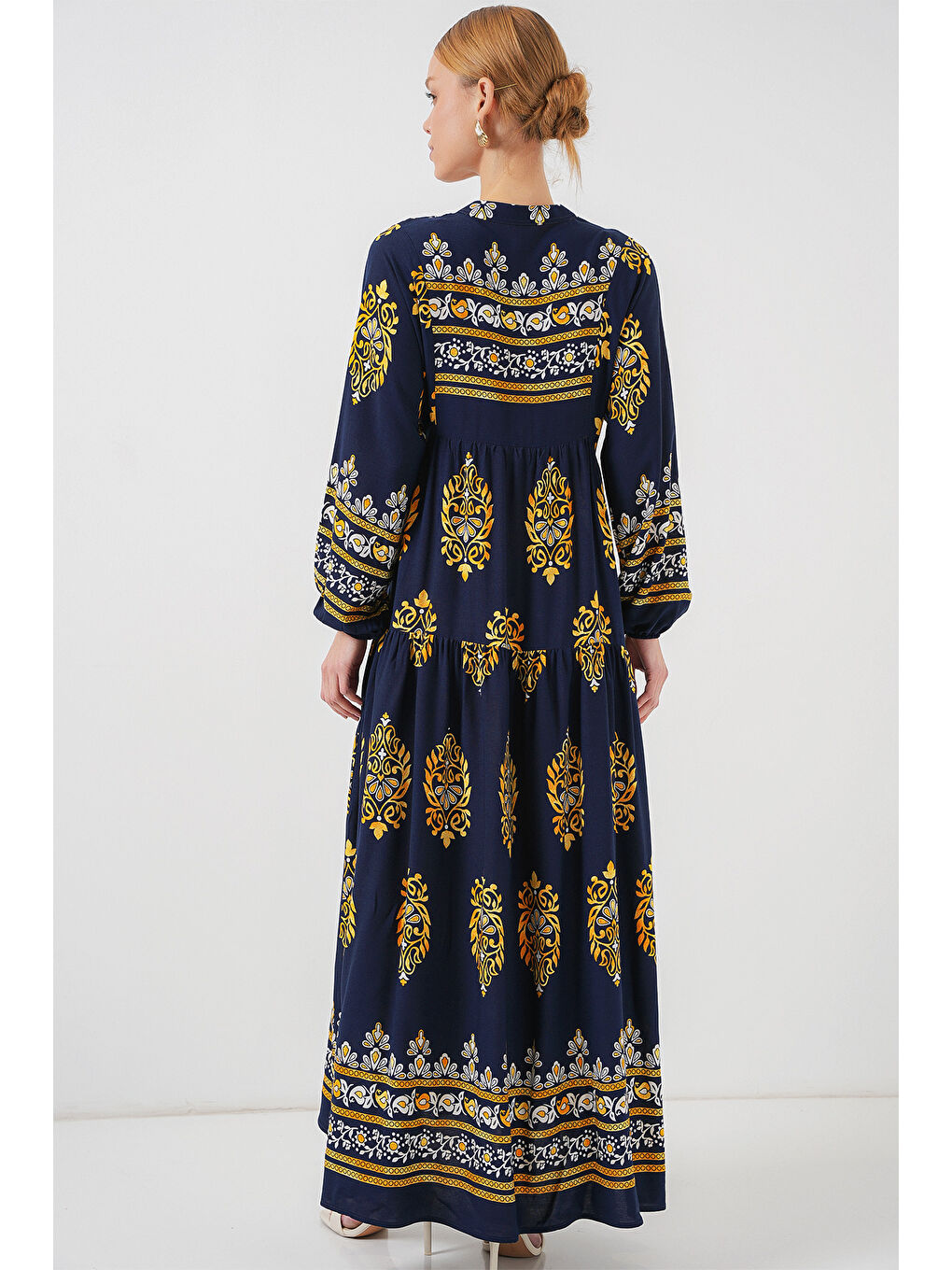 2423 Otantik Desenli Tesettür Elbise - Lacivert 2-5