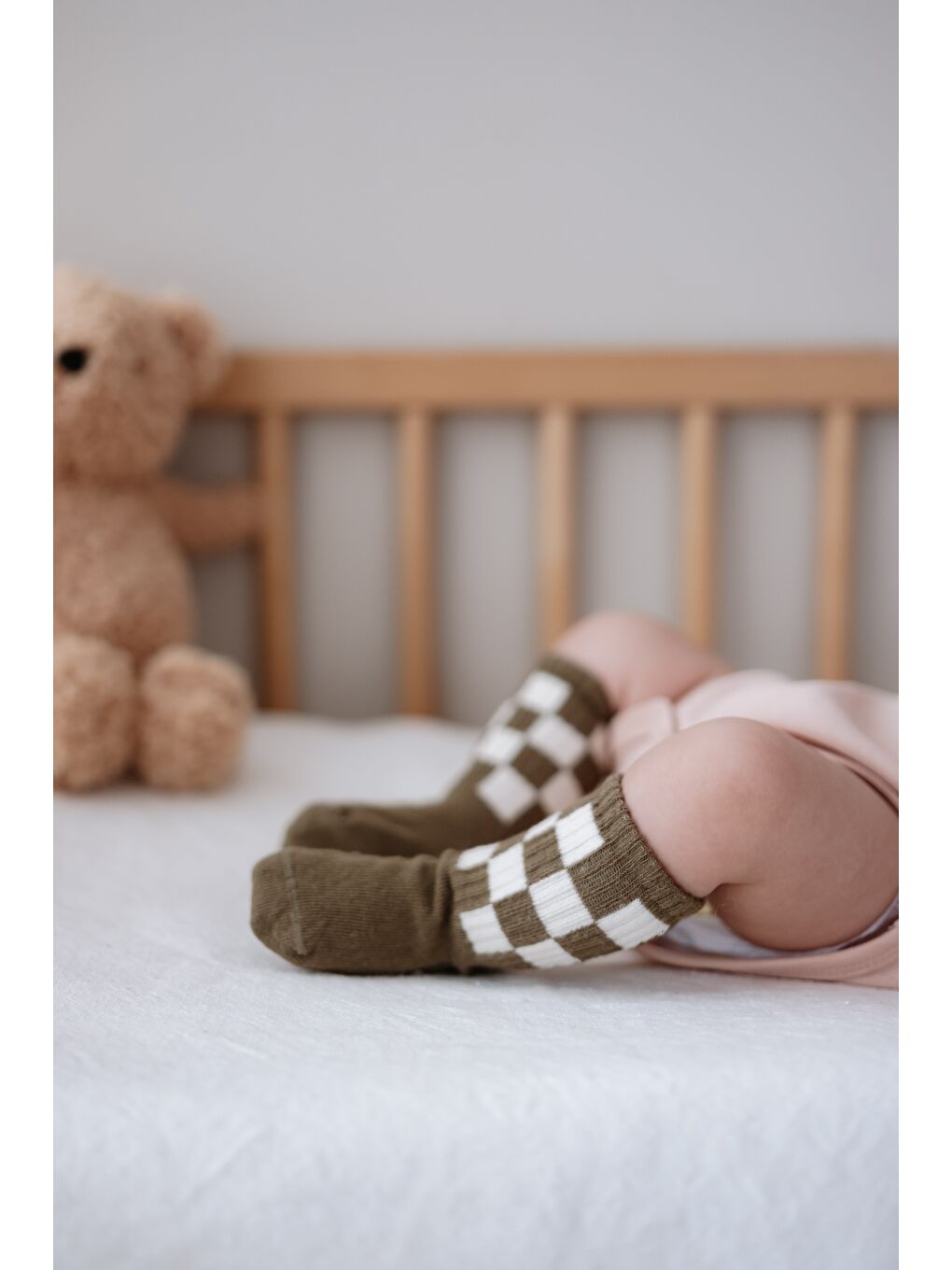 Siyah 5li Organik Pamuk Kaydırmaz Tabanlı Kareli Soket Çorap Seti-7