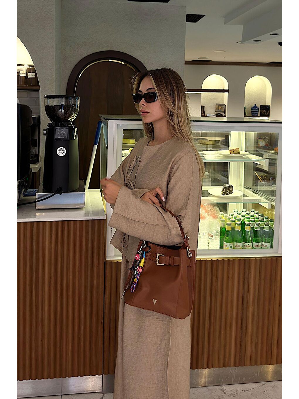 Kahverengi Elvira Omuz Çantası Taba-3