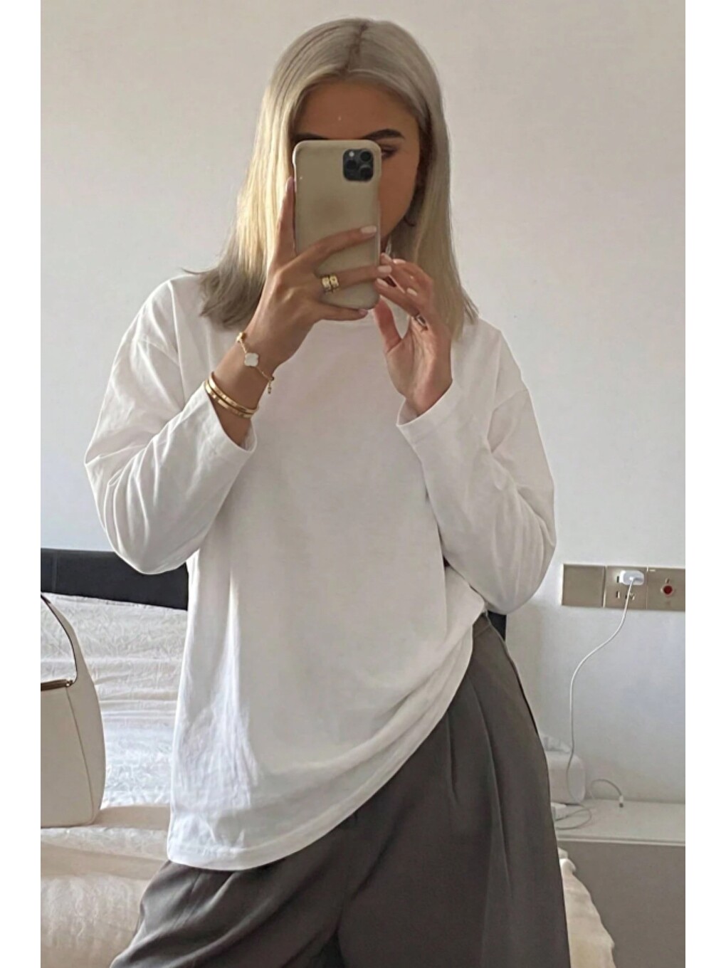 Beyaz Kadın Oversize Basic Uzun Kollu Tişört %100 Pamuk Süprem Bisiklet Yaka Rahat Kalıp-1