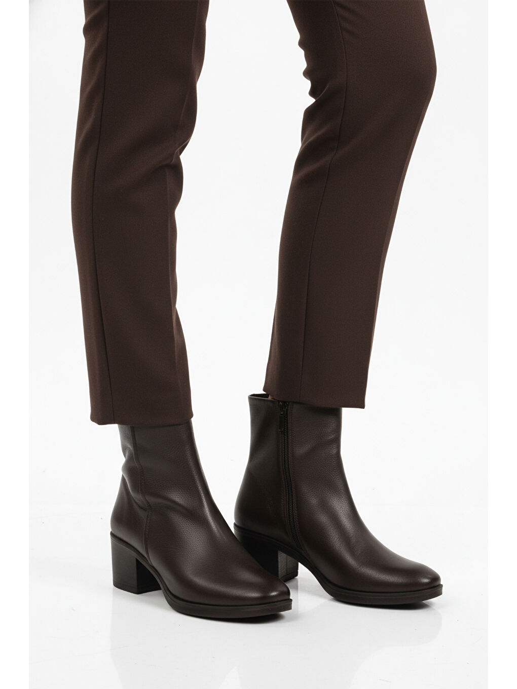 Kahverengi Kahve Hakiki Deri Fermuarlı Polarlı Kadın Bot 92162-1 Z