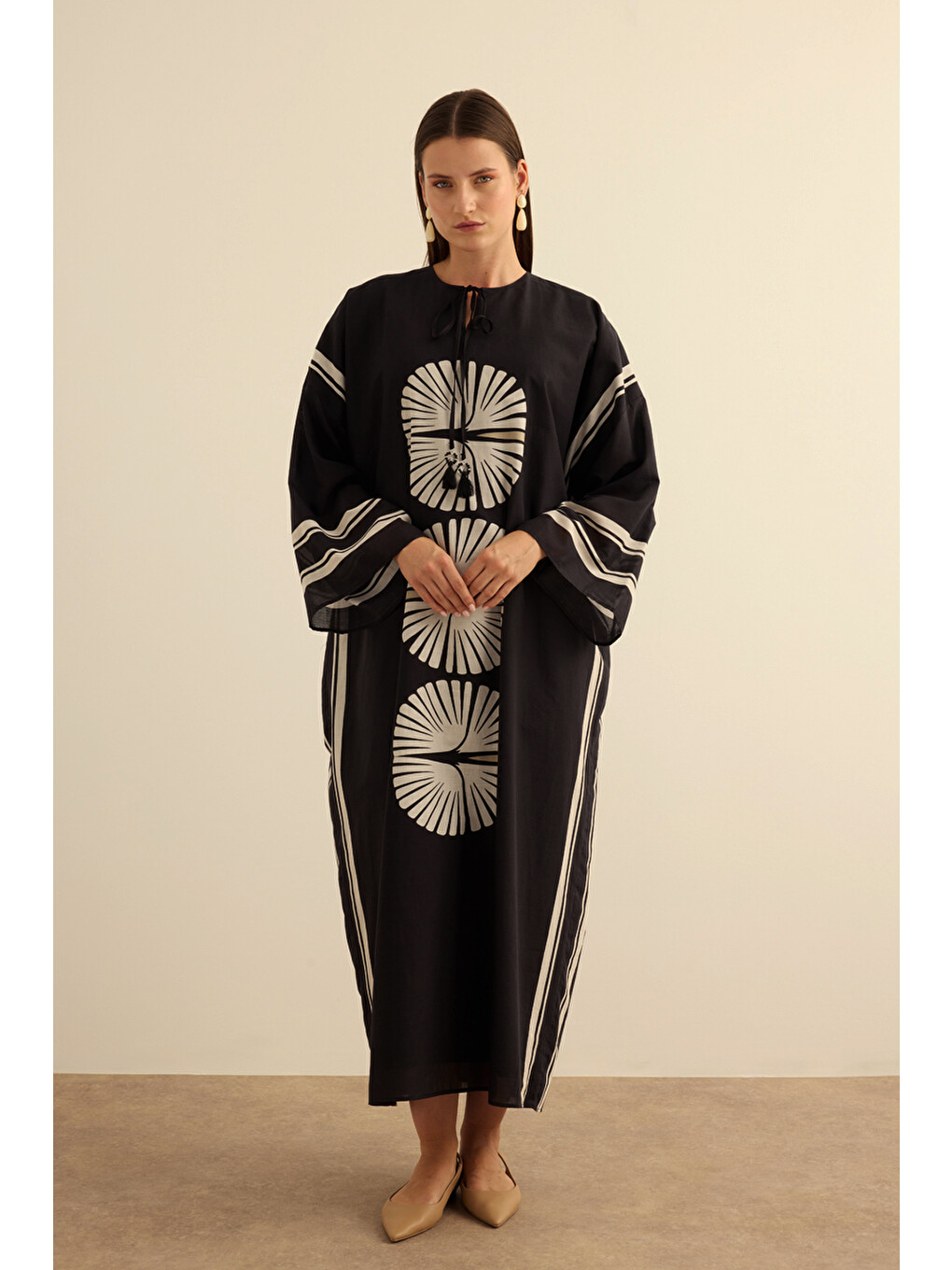Siyah Geometrik Desenli Pamuk Yaz Serinliği Kimono-2