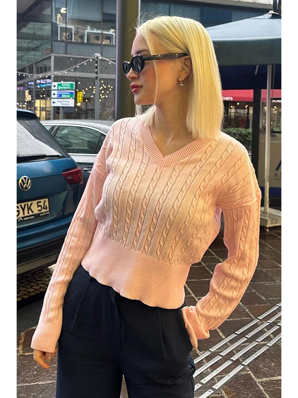 Pembe V Yaka Örgülü Triko Kadın Kazak Mg2257-1