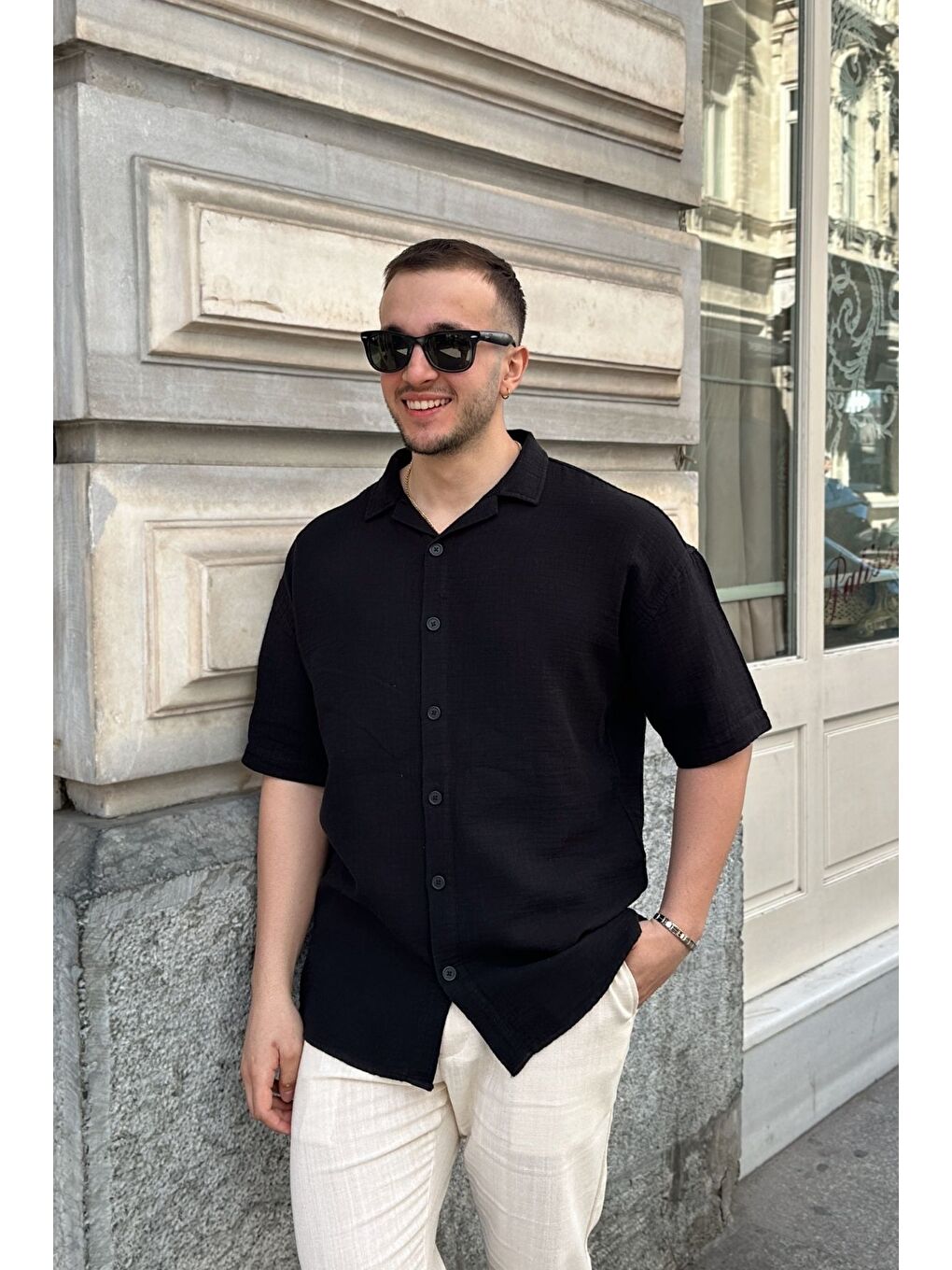 Siyah Nebel Erkek Yazlık Pamuk Gömlek Apaş Yaka Kısa Kollu, Düğmeli, Rahat Kalıp-1