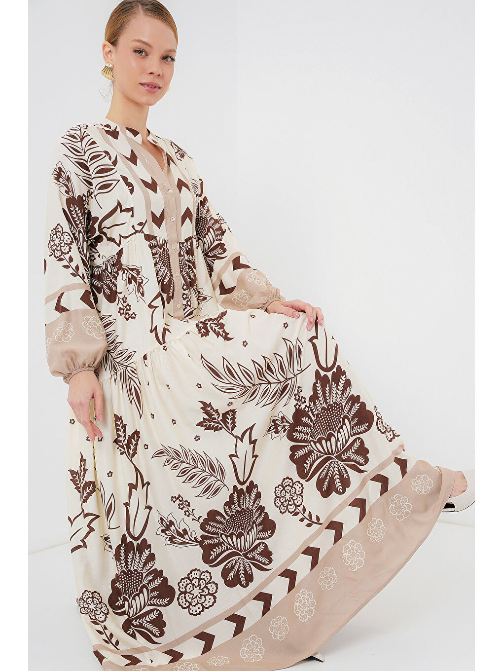 2423 Otantik Desenli Tesettür Elbise - H. Kahverengi-1