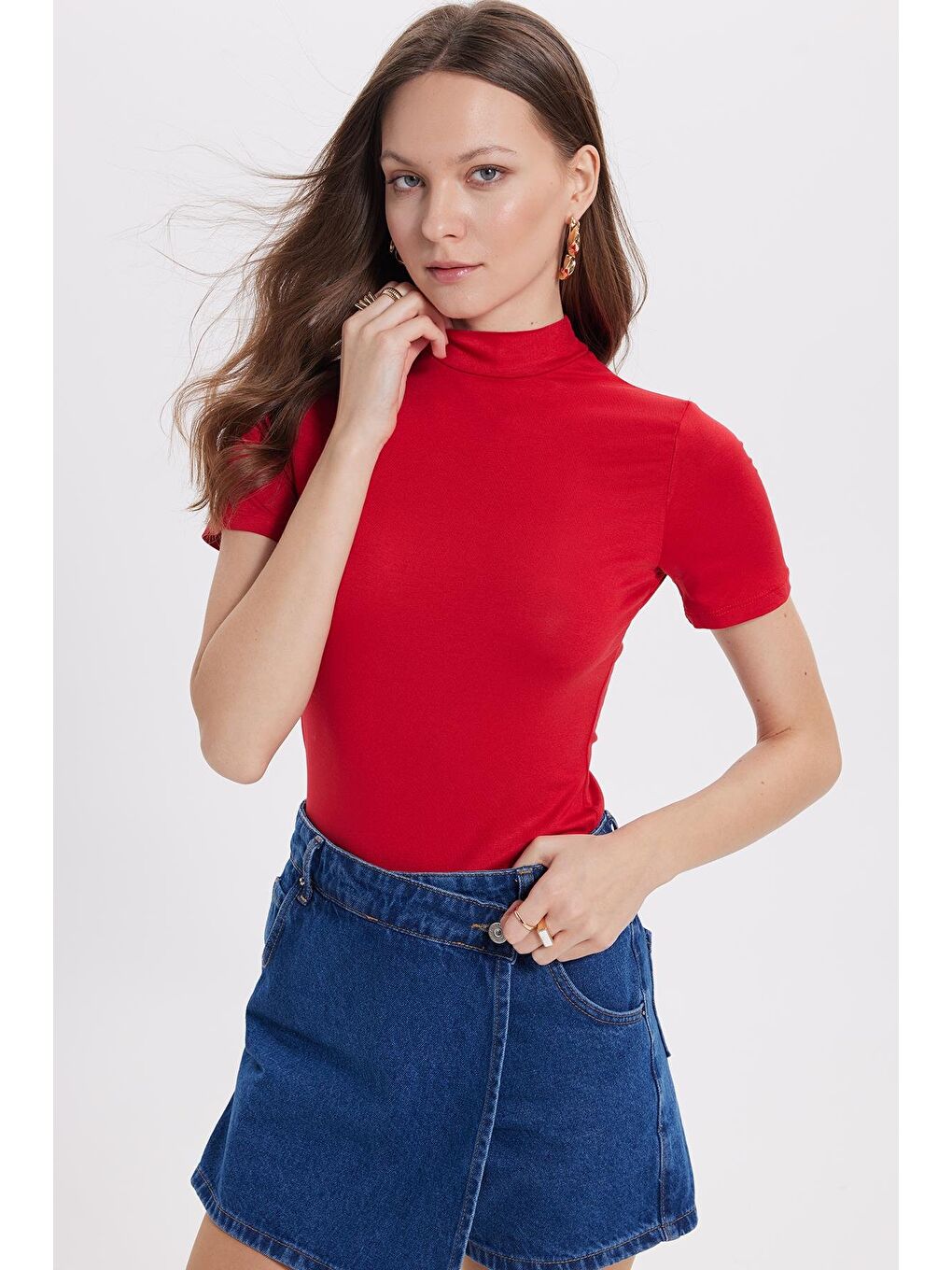 Kadın Standart Fit Kısa Kollu Yarım Balıkçı Yaka Kırmızı Bluz-5