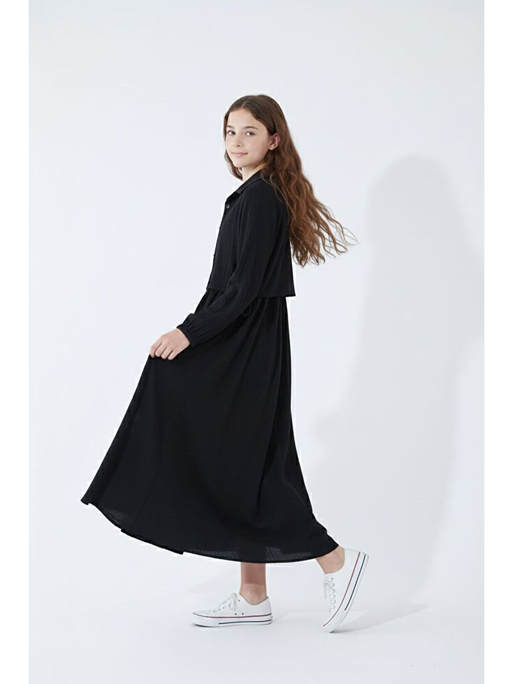 Siyah Bürümcük Kumaş Bağcıklı Süveterli Kız Çocuk Uzun Elbise Takımı 23518-4