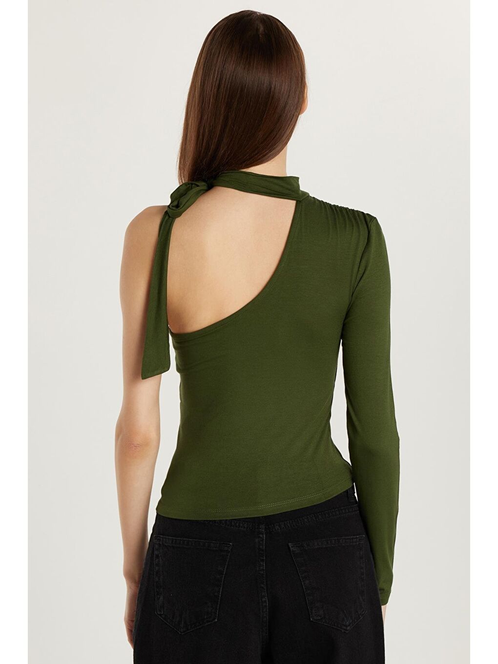 Kadın Standart Fit Fitilli Tek Kol Asimetrik Yaka Yeşil Bluz-4