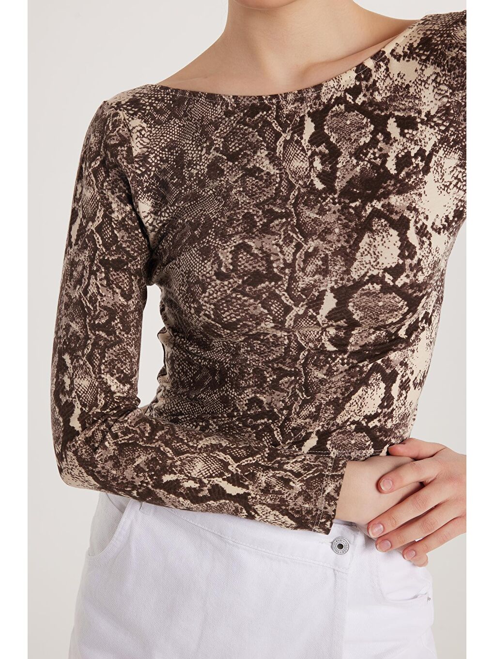 Karışık Kadın Slim Fit Viskon Balerin Yaka Bluz-1