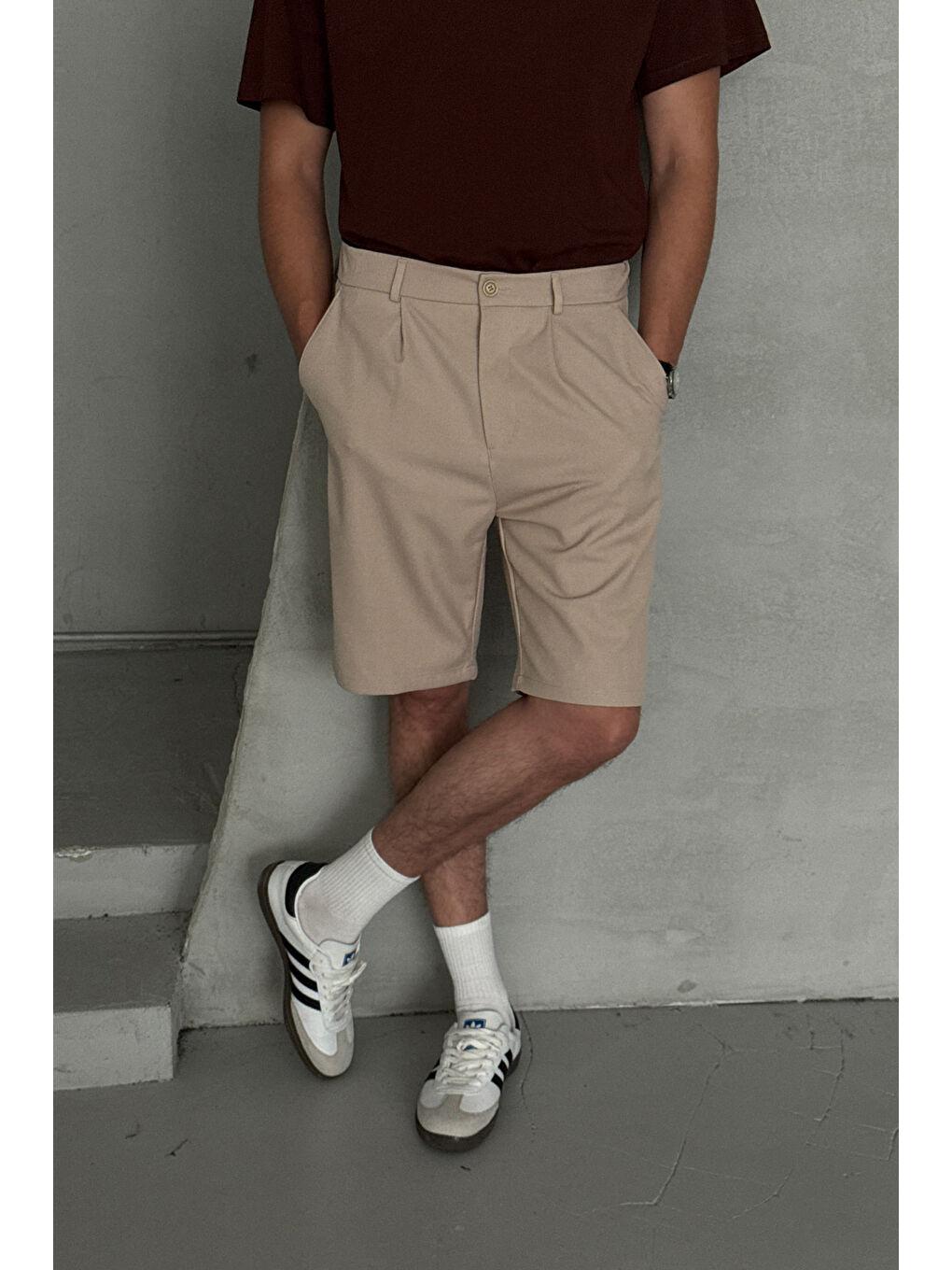 Ekru Erkek Pileli Baggy Şort-1