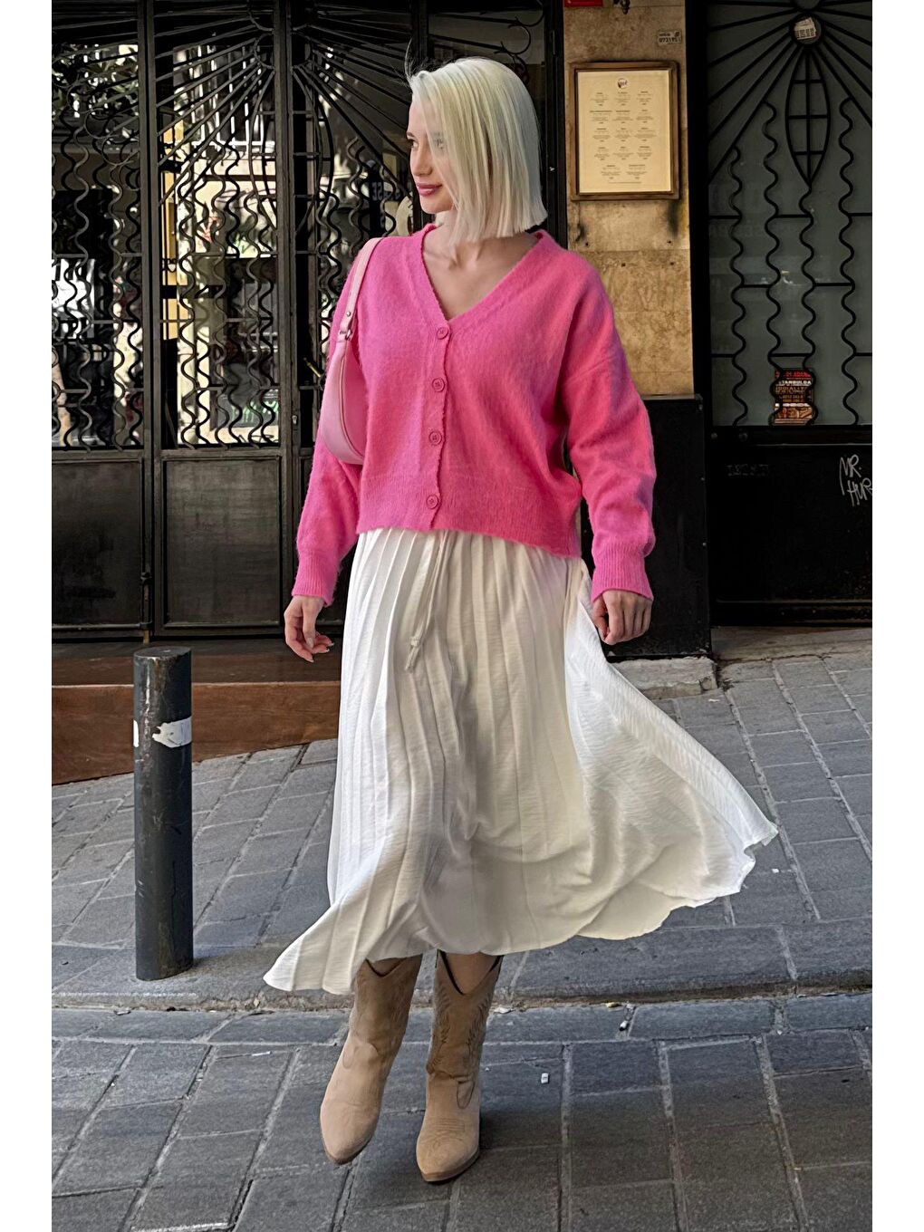 Pembe V Yaka Kadın Triko Hırka Mg2462-5