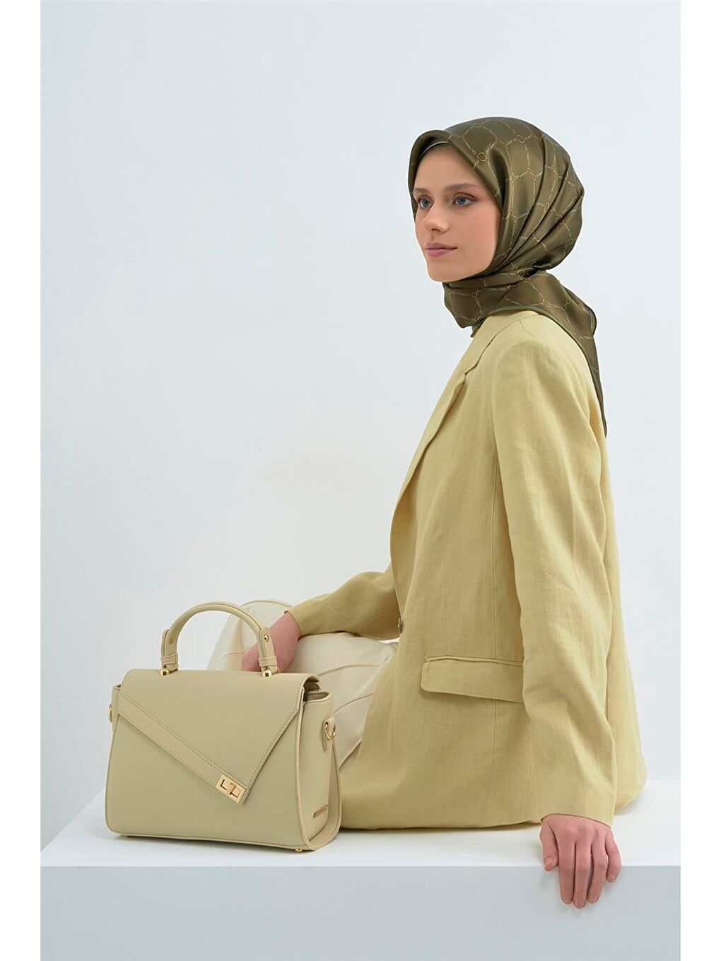 Haki Saf İpek Twill Eşarp 9538D 04