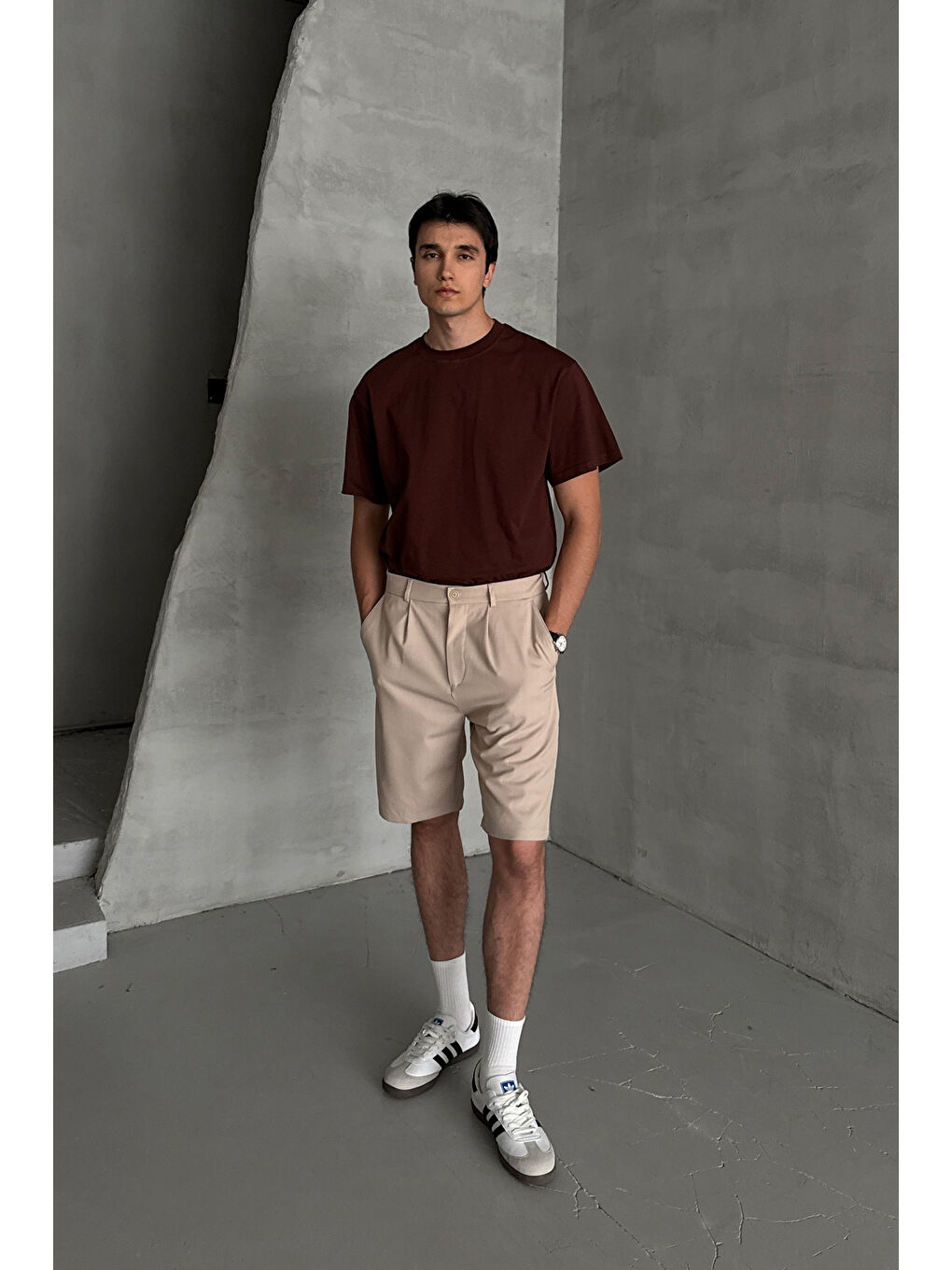 Ekru Erkek Pileli Baggy Şort-3