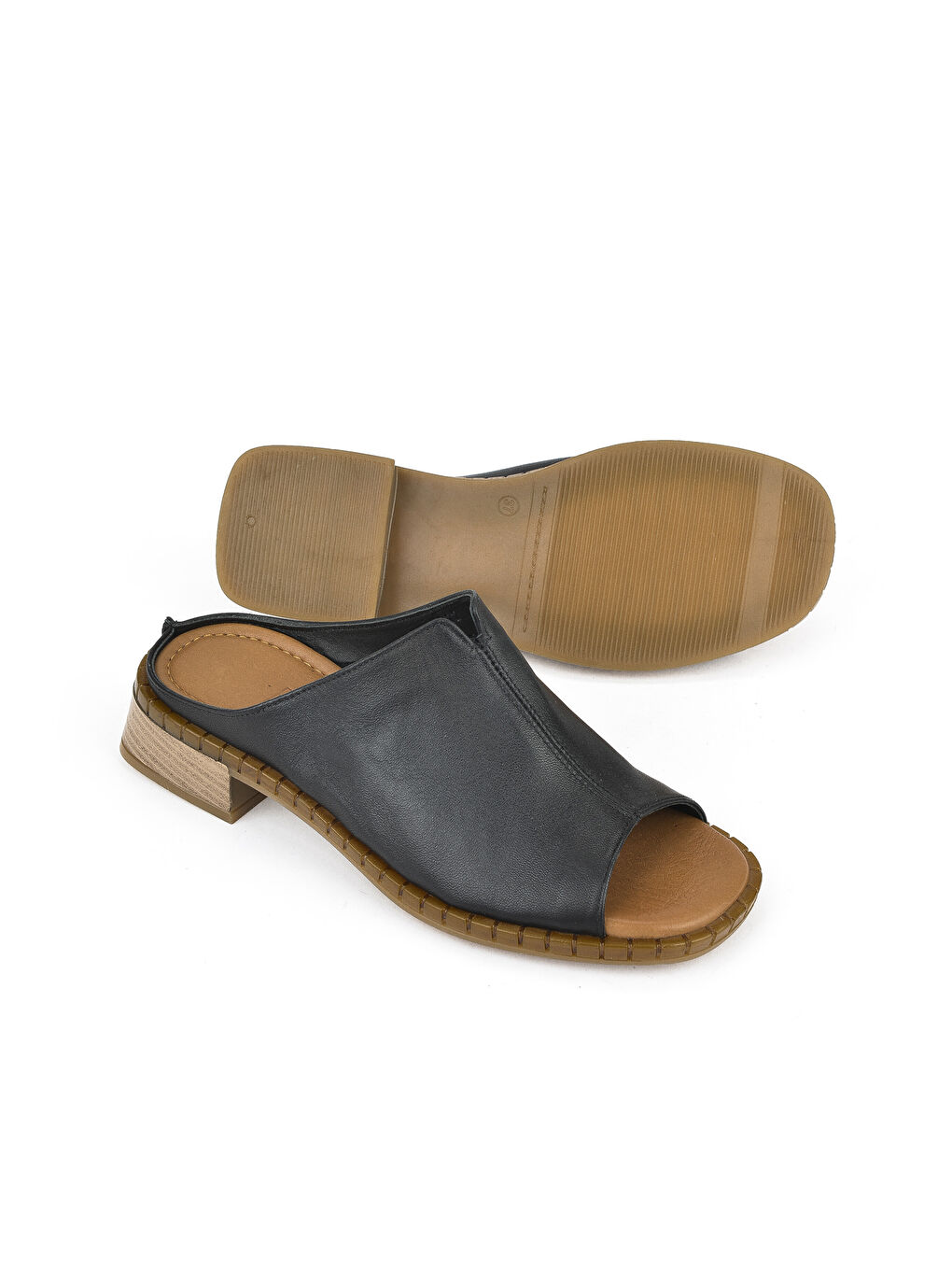 Kadın Hakiki Deri Topuklu Terlik 1511047Z022 Siyah-3