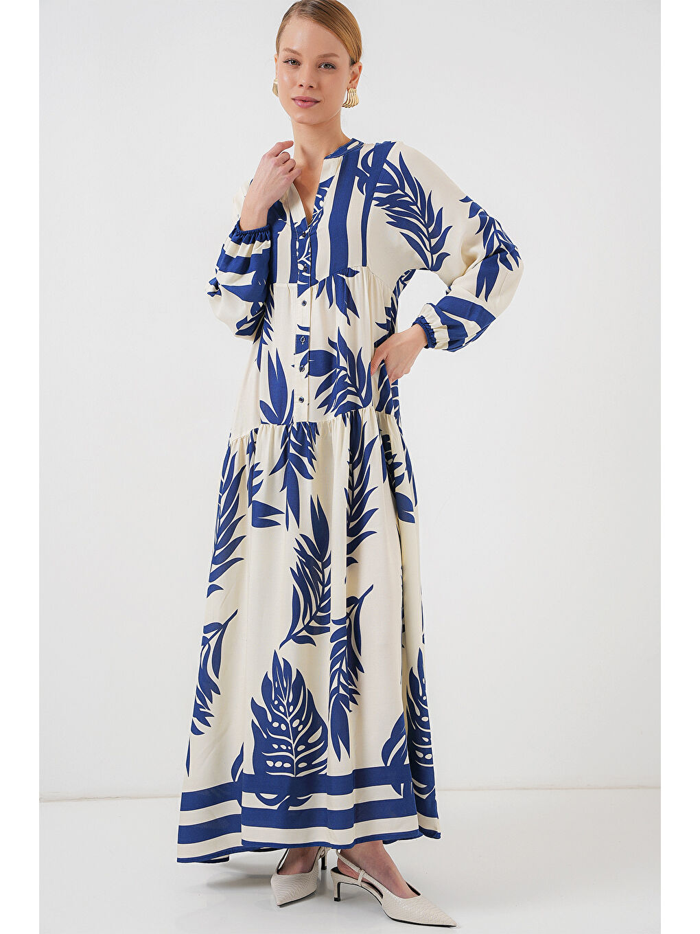 2423 Otantik Desenli Tesettür Elbise - Lacivert 0-3