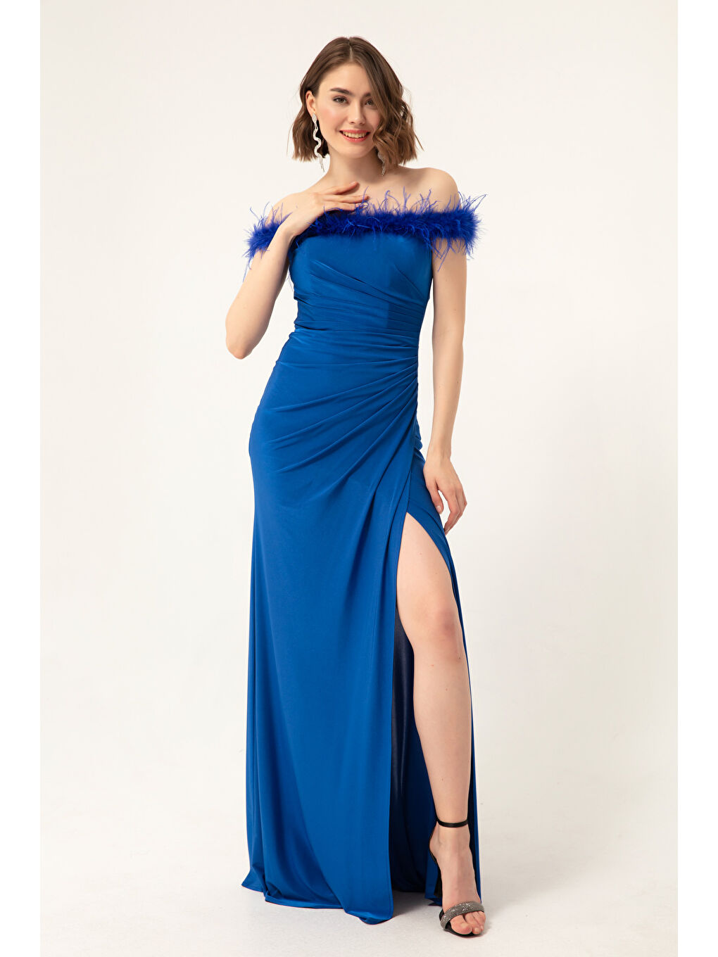 Mavi Kadın Saks Otrişli Kayık Yaka Yırtmaçlı Uzun Abiye Elbise-2