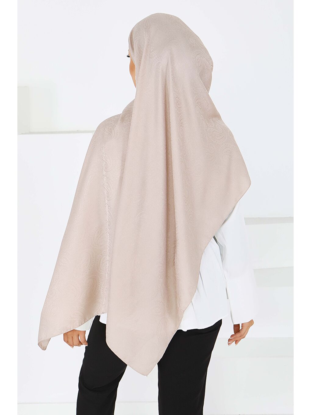 Bej Vintage Monagram Şal Vizon - 27593-3